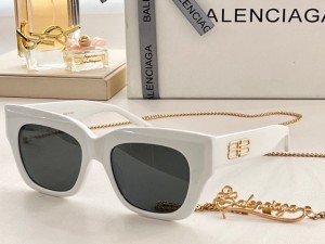 luxury fashion Balenciaga Sunglasses 981362