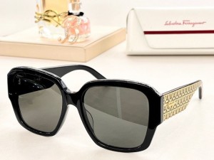 best replica Ferragamo Sunglasses 981856
