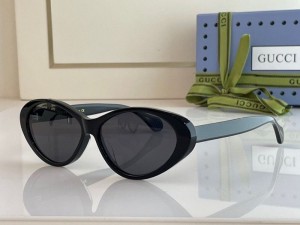 top fashion Gucci Sunglasses 979432