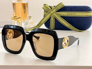 replica Gucci Sunglasses 979359