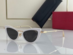 discounted Valentino Sunglasses 981740