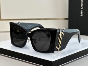 luxury replica YSL Sunglasses 979259