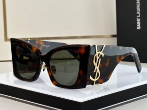 buy replica YSL Sunglasses 979246